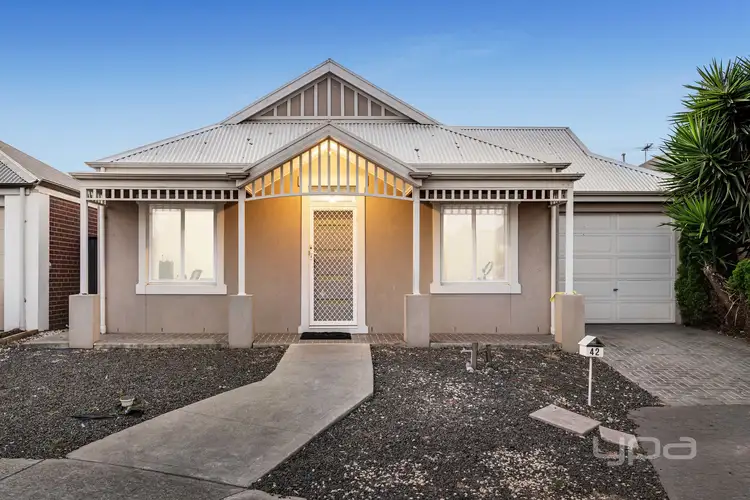 42 Ebony Circuit, Craigieburn VIC 3064