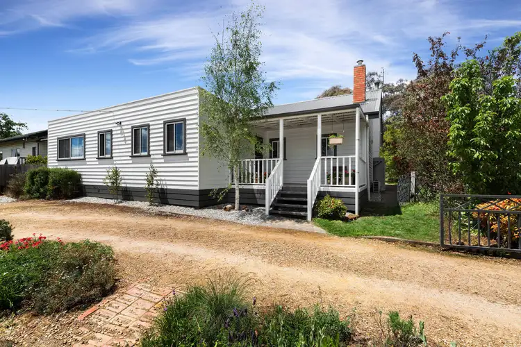 31 Old Lancefield Road, Woodend VIC 3442