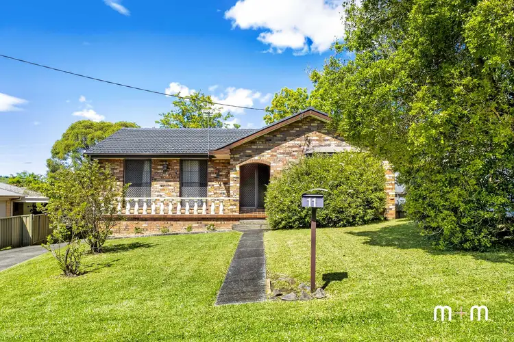 11 Rachel Crescent, Figtree NSW 2525