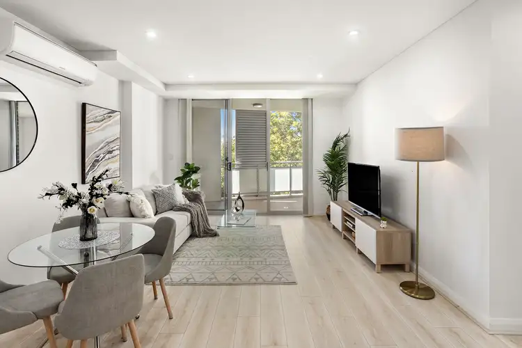 33/325-331 Peats Ferry Road