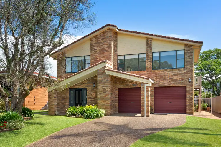 11 Attunga Avenue, Kiama Heights NSW 2533