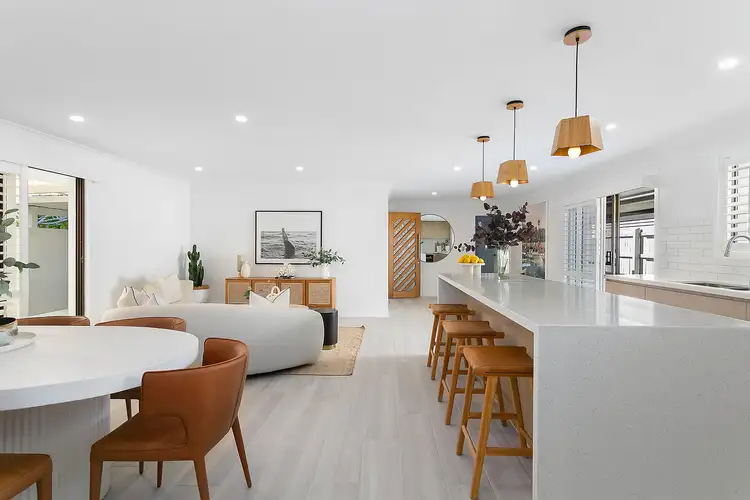 98 Third Avenue, Palm Beach QLD 4221