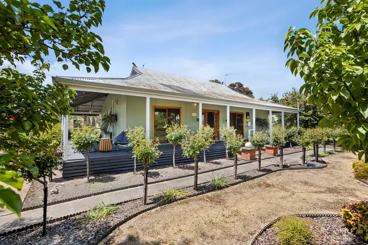 10 Bond Street, Talbot VIC 3371