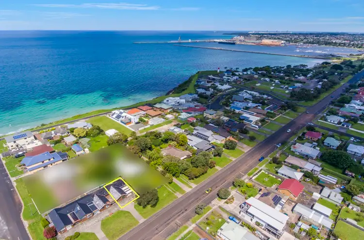 4/11 Wade Street, Portland VIC 3305