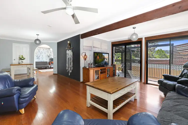 2 Carbeen Crescent, Cordeaux Heights NSW 2526