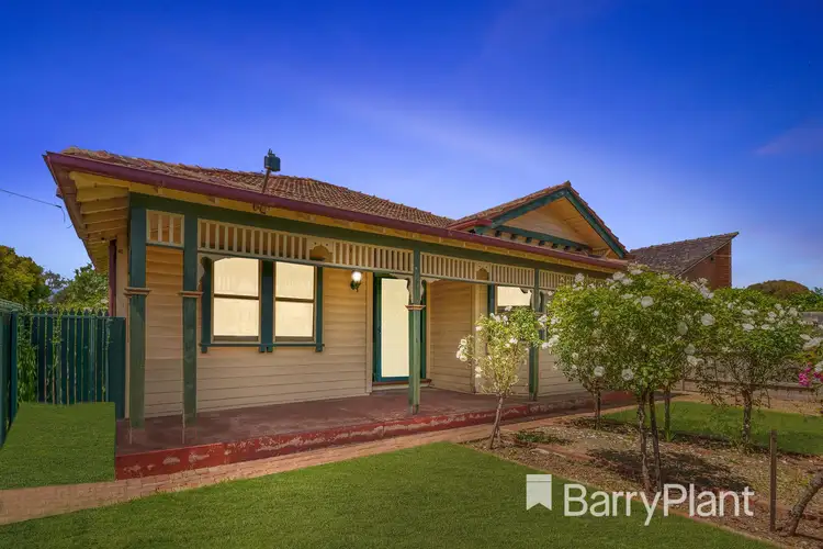Second view of Homely house listing, 5 Cottrell Street, Werribee VIC 3030