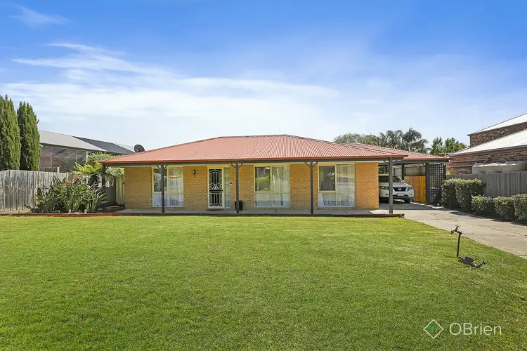 9 Kelly Drive, Langwarrin VIC 3910