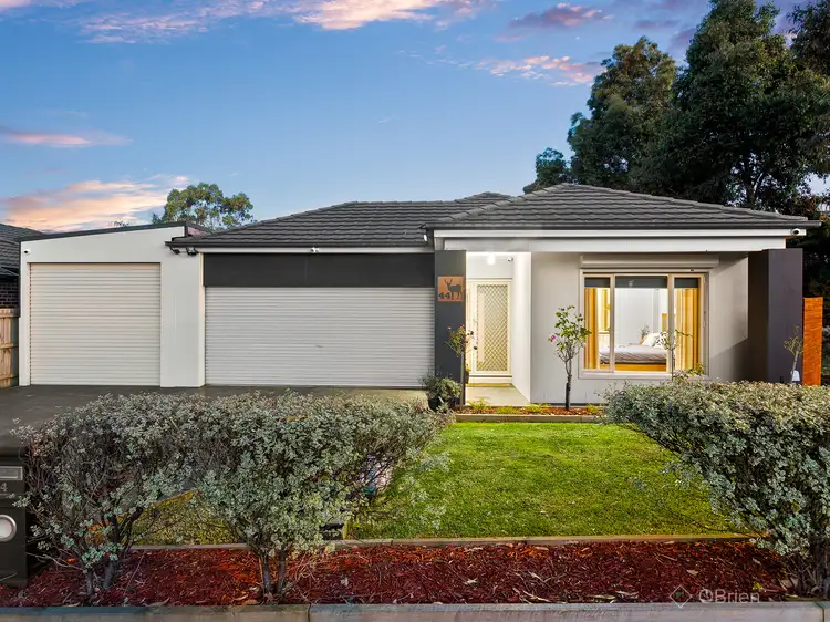 44 Merrowland Avenue, Cranbourne North VIC 3977