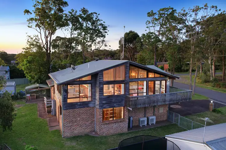 12 Asquith Avenue, Windermere Park NSW 2264