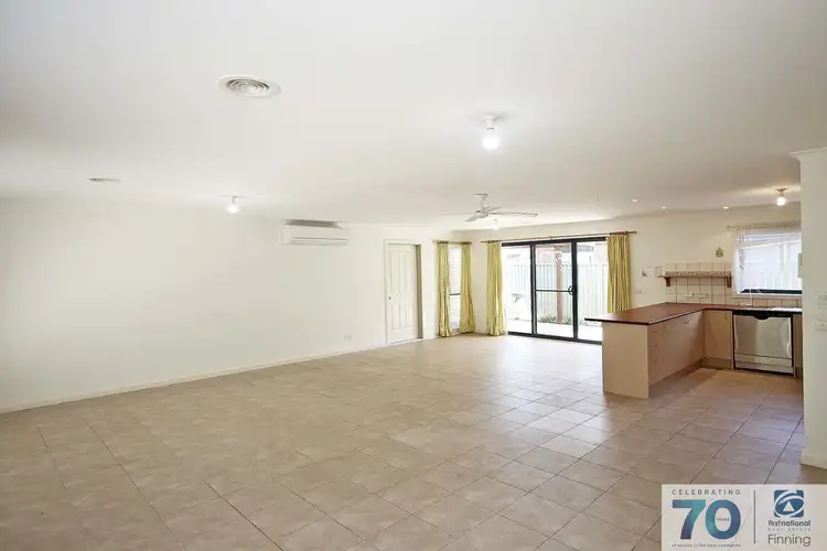 Fifth view of Homely house listing, 14 Woodhenge Close, Cranbourne East VIC 3977