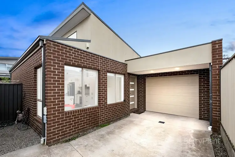 4/33 Henry Street, St Albans VIC 3021