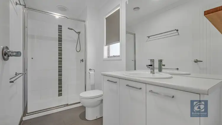 Fifth view of Homely house listing, 28 Park Avenue, Echuca VIC 3564