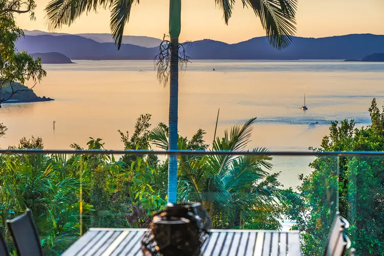 27/5 Banksia Court, Hamilton Island QLD 4803