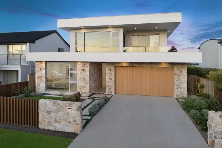 36 Ocean Street, North Avoca NSW 2260
