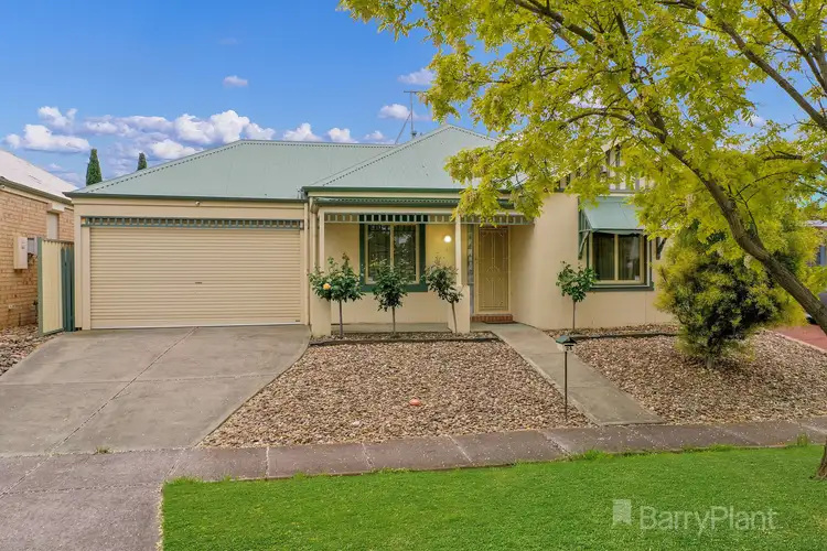 24 Harrington Drive, Melton West VIC 3337
