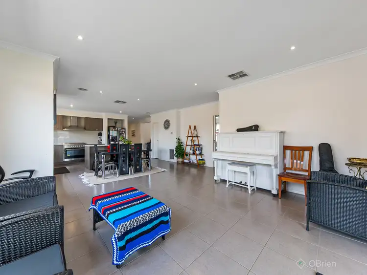 Fourth view of Homely house listing, 4 Feathertop Court, Cranbourne North VIC 3977