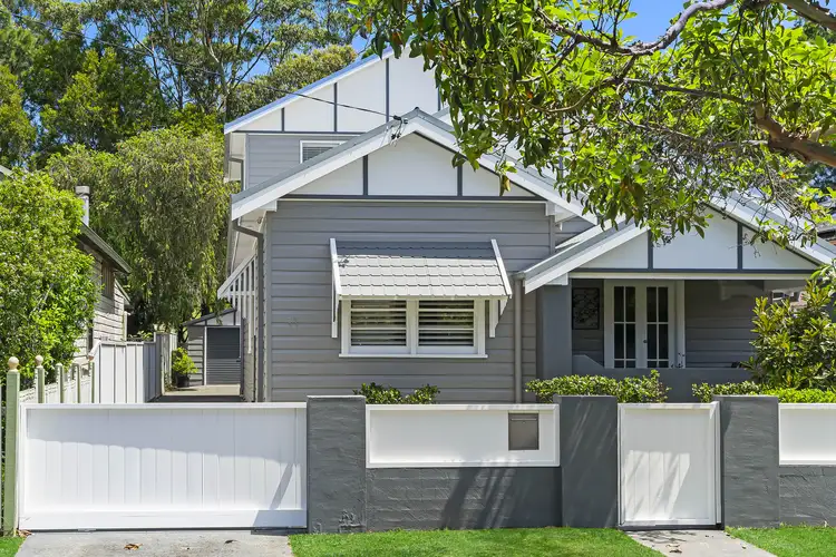 33 Harle Street, Hamilton South NSW 2303