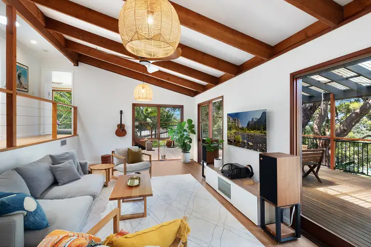 17 Timbertop Drive, Umina Beach NSW 2257