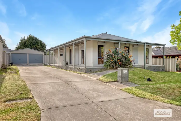 10 Wattle Way, West Albury NSW 2640