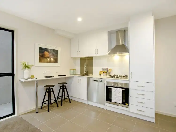 Sixth view of Homely apartment listing, 5/16 Winifred Street, Essendon VIC 3040
