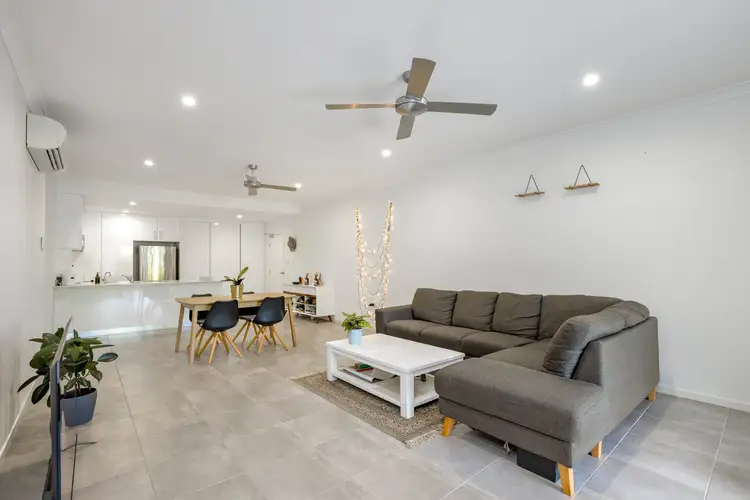 3/211-213 Kamerunga Road, Freshwater QLD 4870