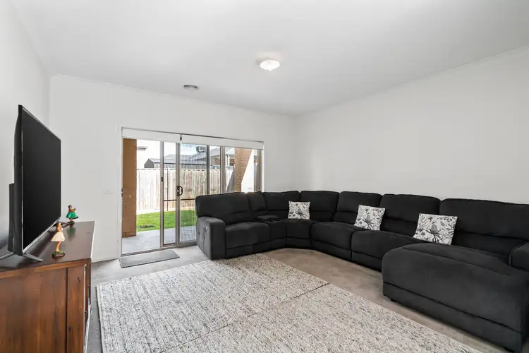 Fifth view of Homely house listing, 4 Erden Court, Harkness VIC 3337