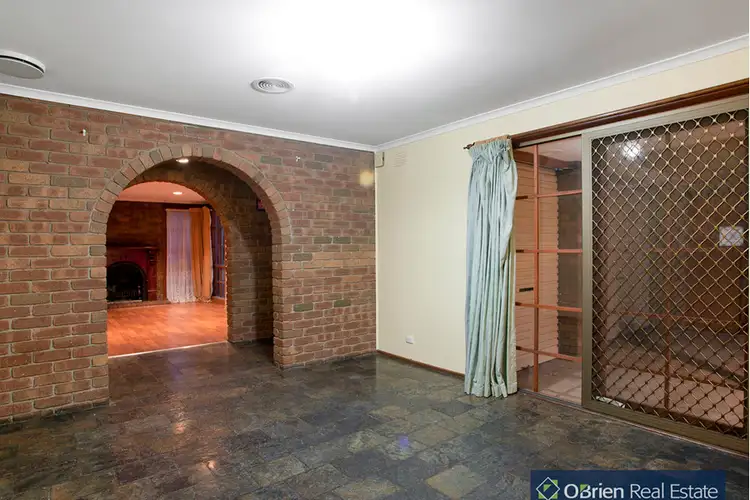 Second view of Homely house listing, 33 Endeavour Crescent, Endeavour Hills VIC 3802