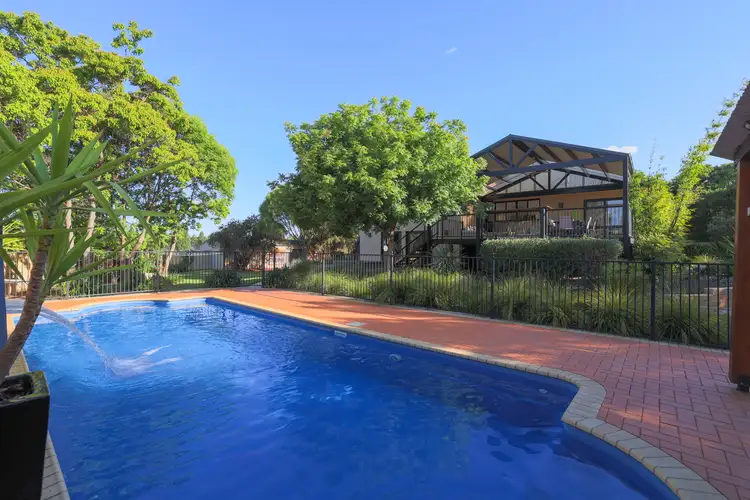17R Harefield Road, Dubbo NSW 2830