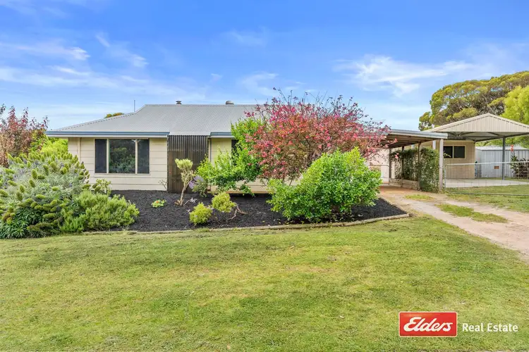 Second view of Homely house listing, 2 Gillam Place, Mount Melville WA 6330