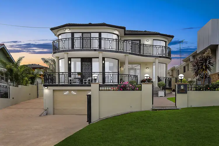 7 Craigholm Street, Sylvania NSW 2224