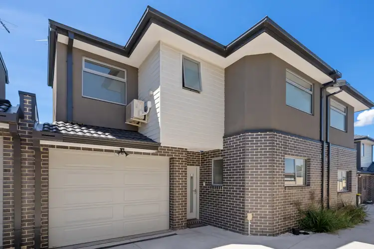 Main view of Homely townhouse listing, 2/75 Kitchener Street, Broadmeadows VIC 3047
