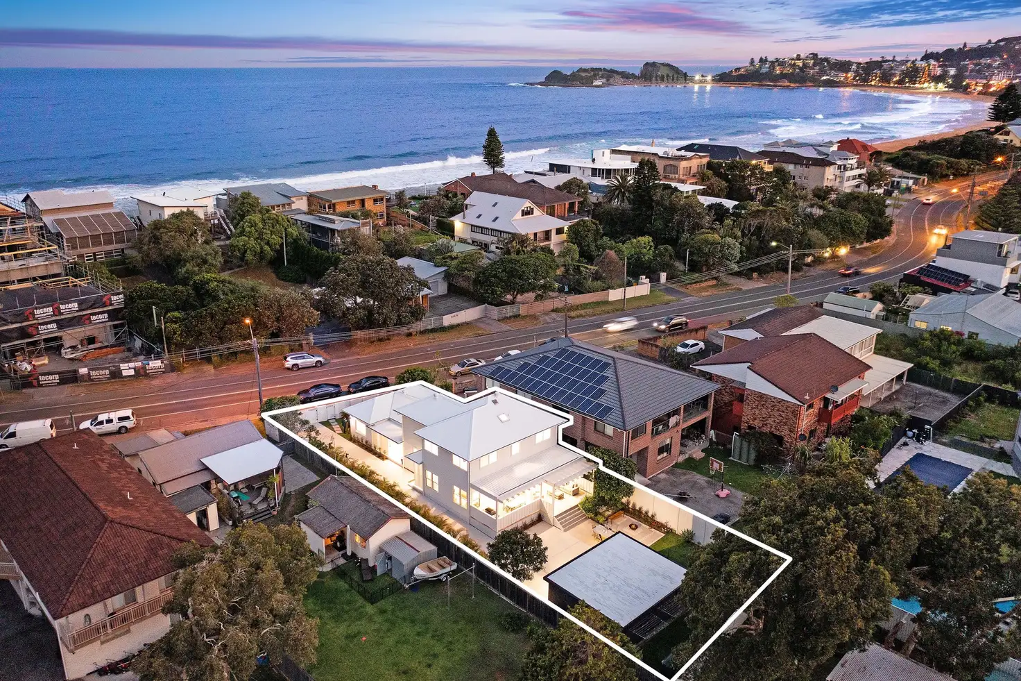 Main view of Homely house listing, 52 Ocean View Drive, Wamberal NSW 2260