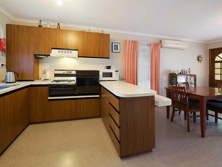 Third view of Homely unit listing, 2/1 Kaweka Street, Castlemaine VIC 3450