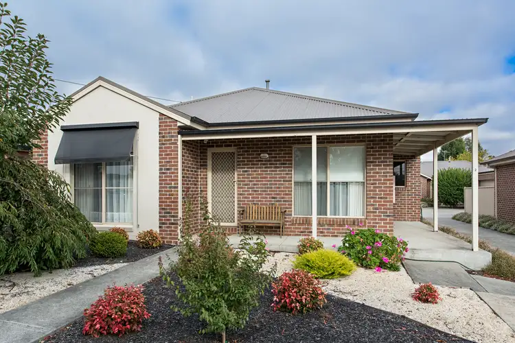 2/1120 Geelong Road, Mount Clear VIC 3350