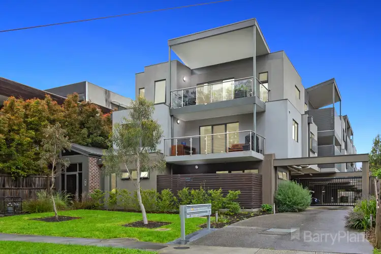 2/27 King Street, Bayswater VIC 3153