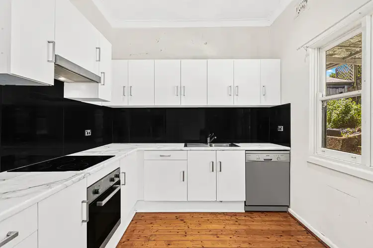Fourth view of Homely house listing, 8 Lauder Avenue, Wollongong NSW 2500