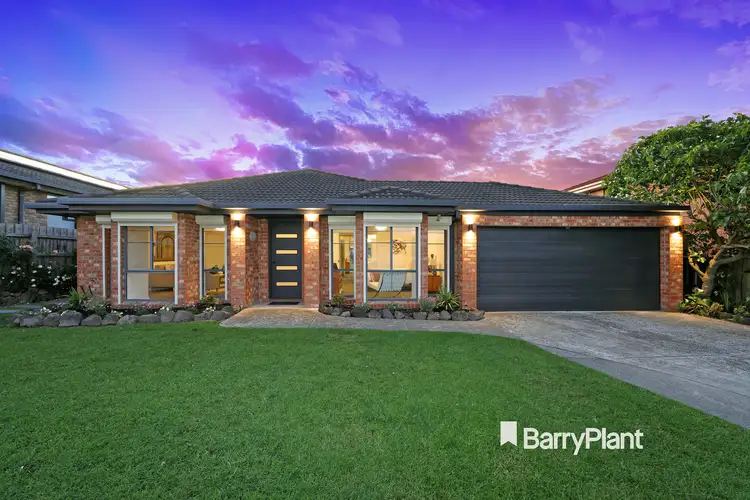 12 Whipbird Court, Rowville VIC 3178