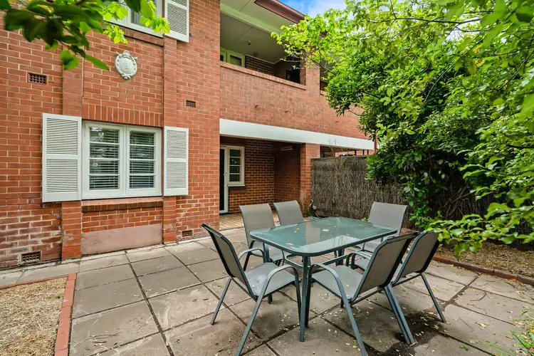 2/77 Kensington Road, Norwood SA 5067
