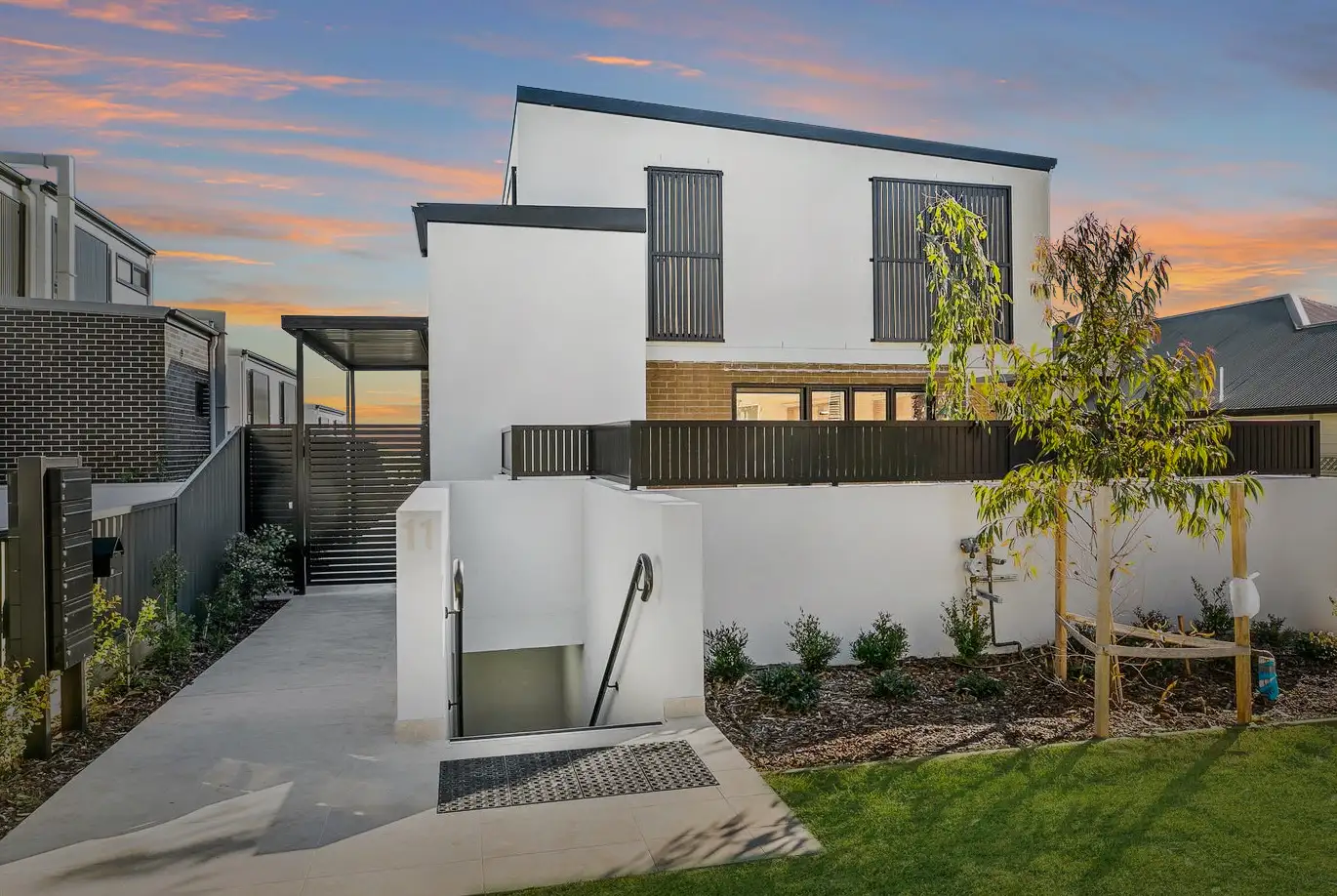Main view of Homely townhouse listing, 1/11 Waratah Road, Engadine NSW 2233