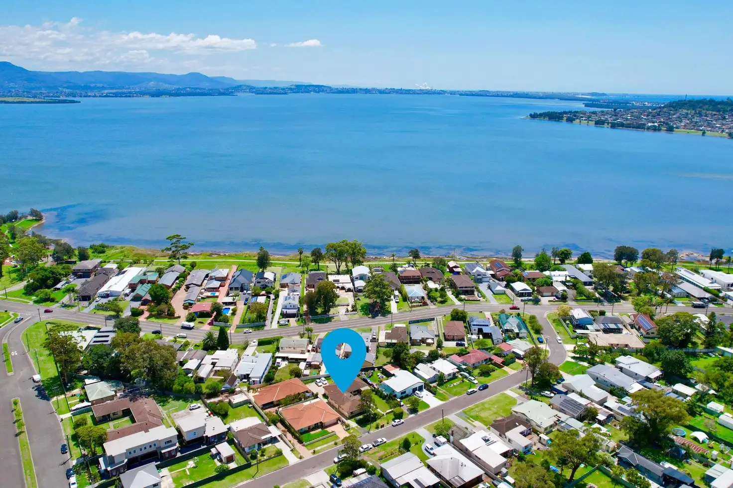 Main view of Homely unit listing, 2/4 Lyne Street, Oak Flats NSW 2529