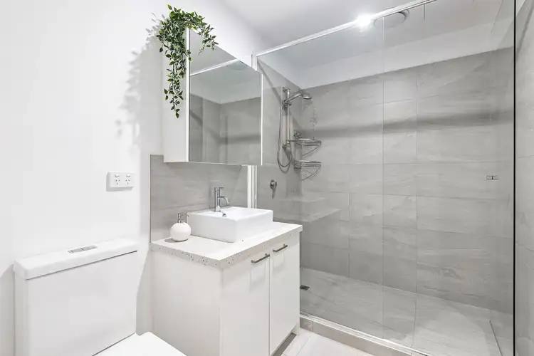 Fifth view of Homely apartment listing, 2.05/66 Station Street, Fairfield VIC 3078