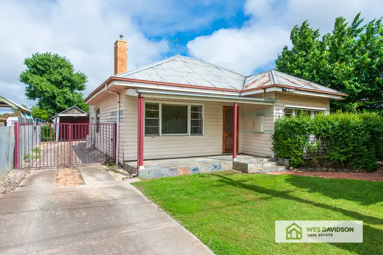 60 Bennett Road, Horsham VIC 3400