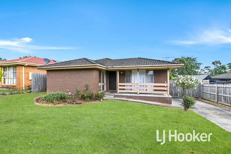 25 Gordonia Crescent, Narre Warren VIC 3805