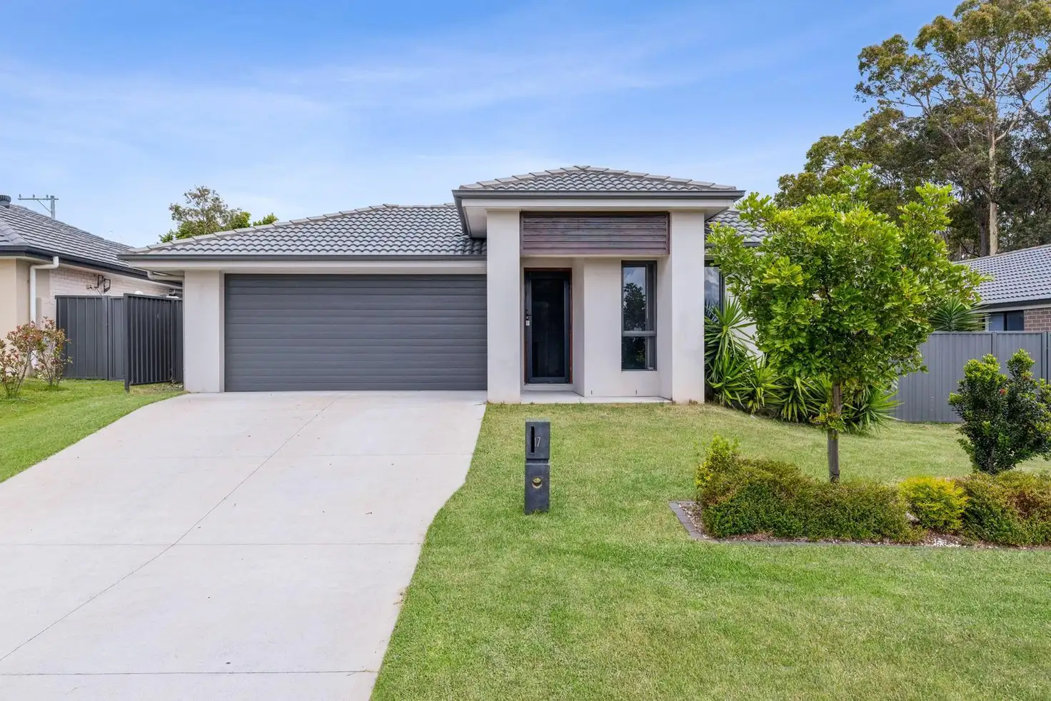 Main view of Homely house listing, 17 Concord Circuit, Cliftleigh NSW 2321