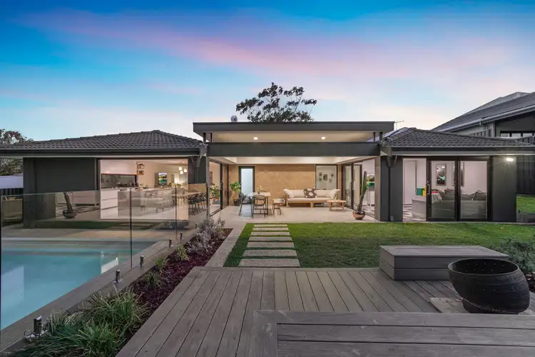 16 Tandarra Place, Wembley Downs WA 6019