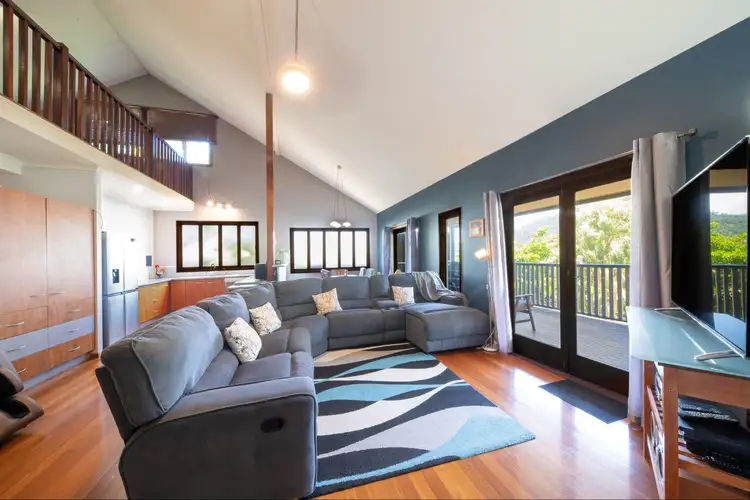 23 Daydream Court, Cannonvale QLD 4802