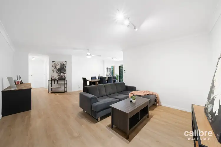 2/9 Brasted Street, Taringa QLD 4068