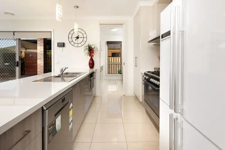 Fifth view of Homely house listing, 7 Bugden Street, Wodonga VIC 3690