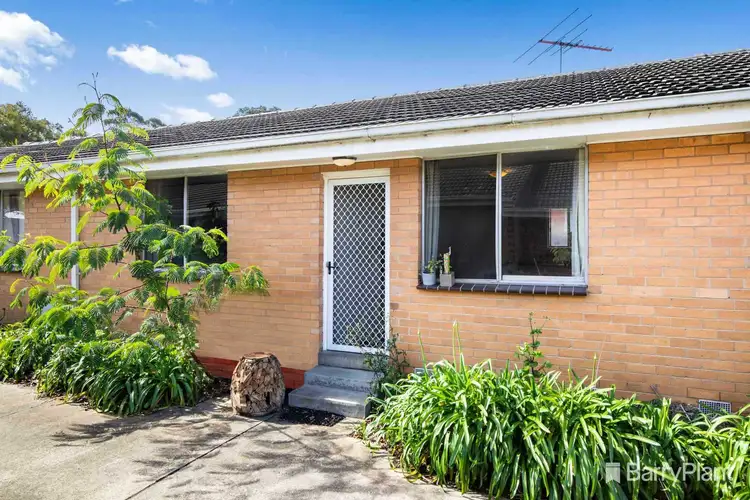 Main view of Homely unit listing, 2/31 Larbert Road, Noble Park VIC 3174