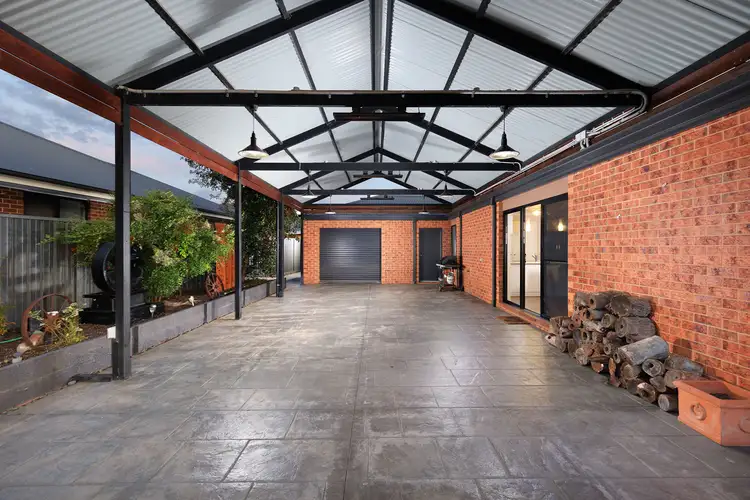 17 Silky Oak Avenue, Wodonga VIC 3690